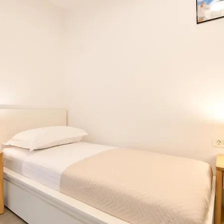 公寓 Family Litus 斯普利特