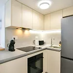 Family Litus - Free Garage Parking Apartman Split